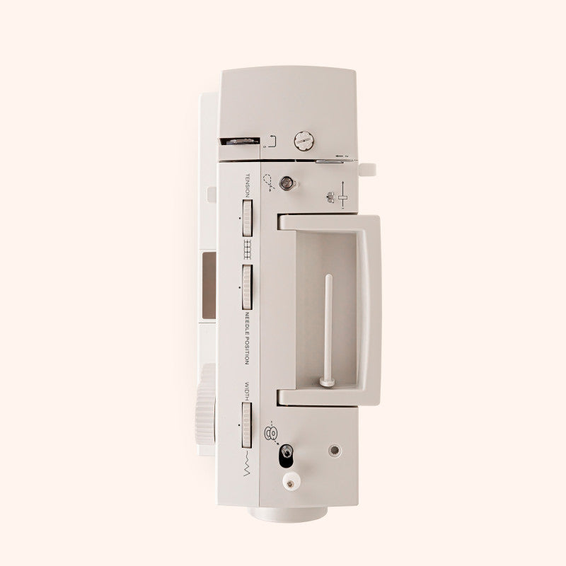 Machine à coudre Avant-garde 2300