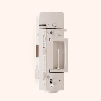 Machine à coudre Avant-garde 2300